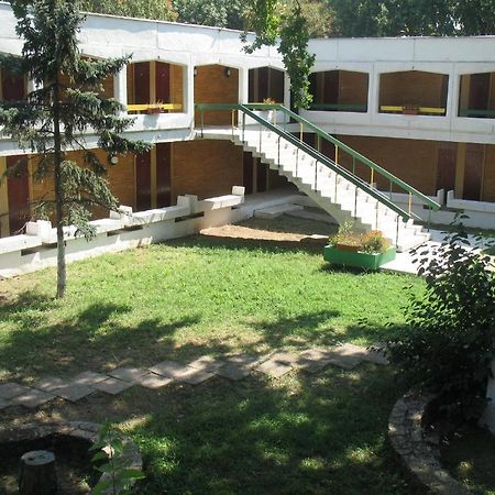 Hotel Craiova Olimp Exteriör bild